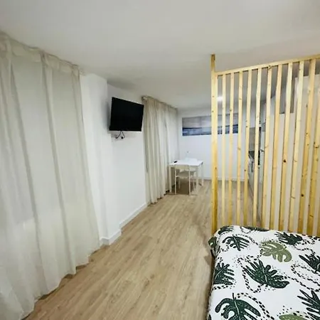 Surfer Cave Music And Party At Americas Apartamento
